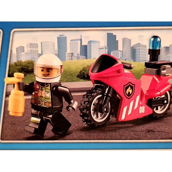 FIRE RESPONSE UNIT Lego City LEGO Set #60108 NEW Sealed RETIRED Unopened - Picture 9 of 15